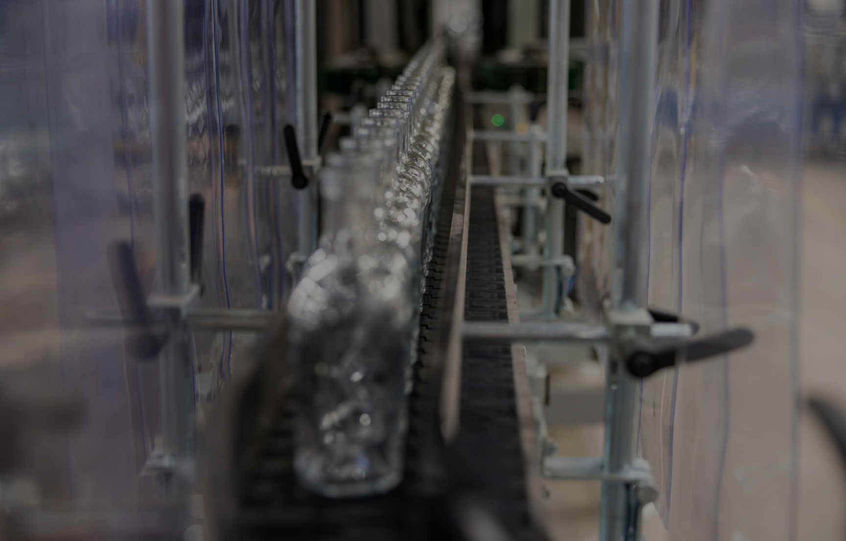 Organizacja spiżarni na poziomie Masterchef - jak dobrać pojemność i kształt naczyń do optymalizacji przestrzeni roboczej